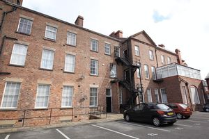 Photo 8- click for photo gallery